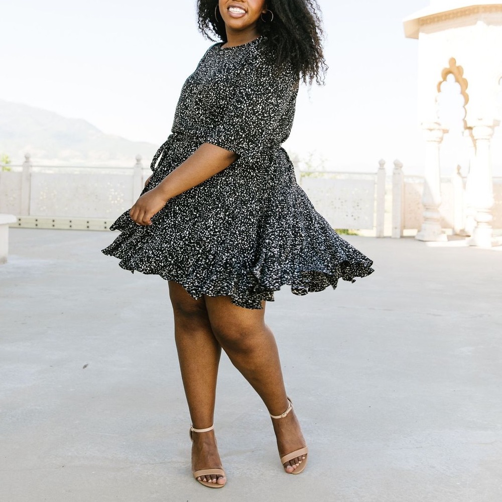 Milky Way Dress - Picture 8 of 10